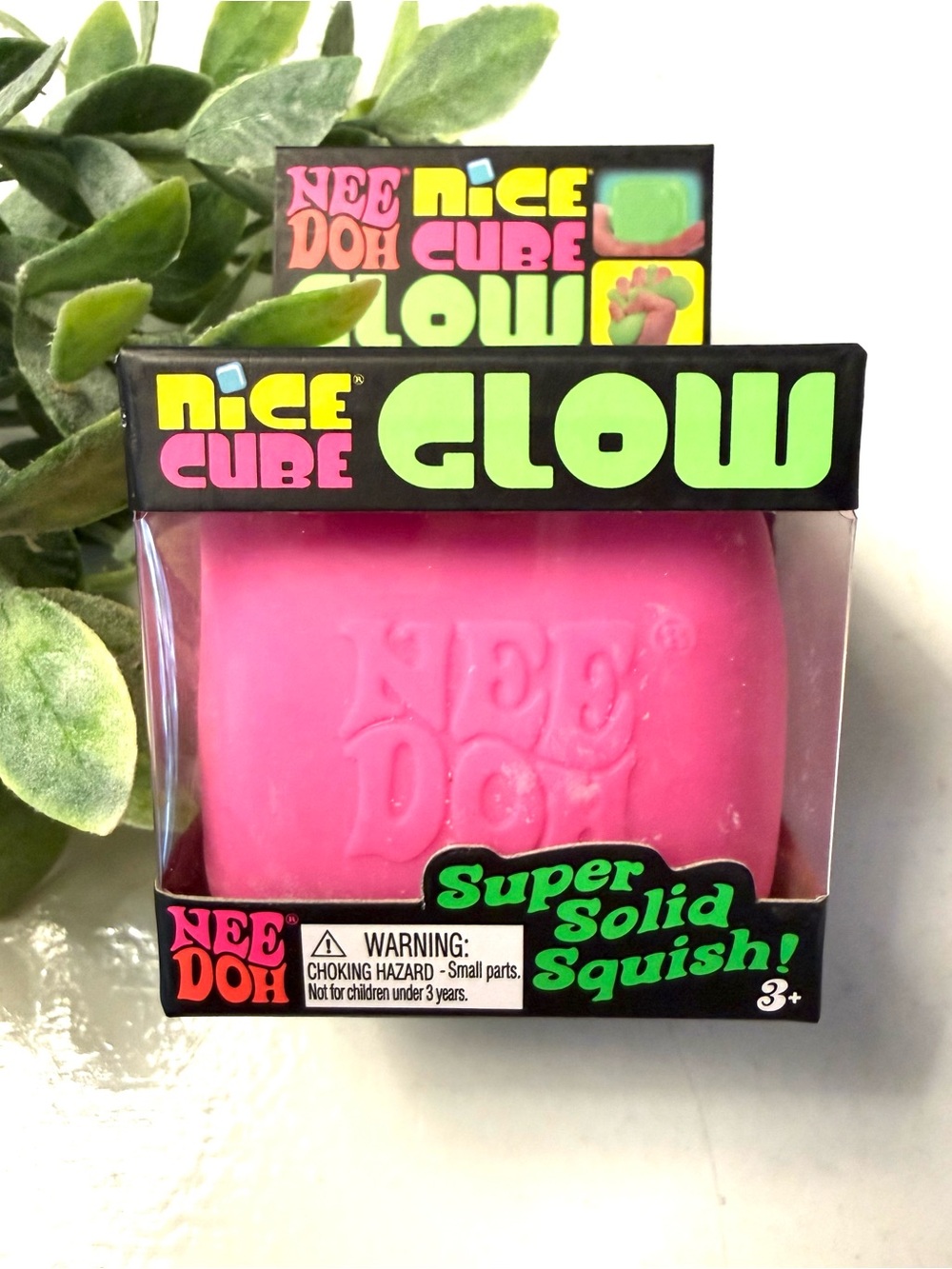 NWT, NeeDoh Nice Cube Glow
